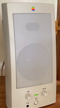 AppleDesign Powered Speakers